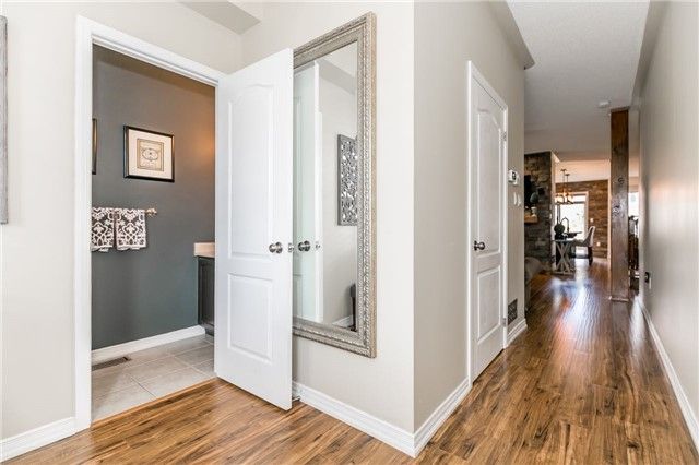 13 Richardson Cres, Bradford West Gwillimbury, L3Z0N4 | Image 2