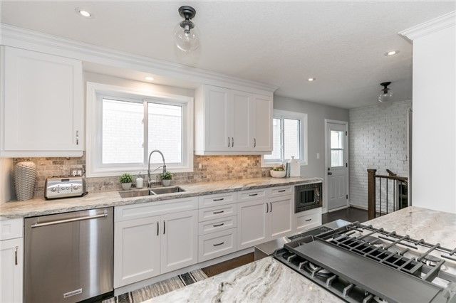 42 Mitchell Ave, New Tecumseth, L9R1C2 | Image 3