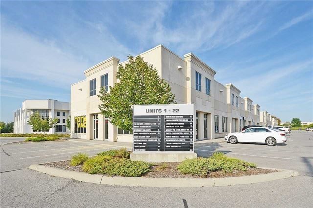 4 - 16945 Leslie St, Newmarket, L3Y 9A2 | Image 3