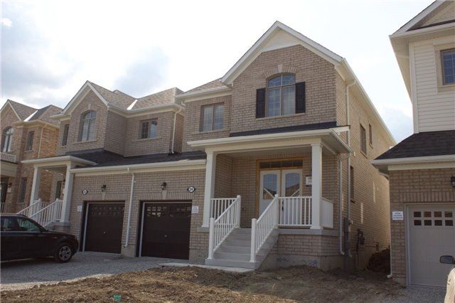 24 Schwalm Cres, New Tecumseth, L0G 1W0 | Image 2