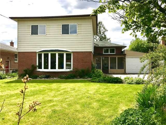 24 Gentry Cres, Richmond Hill, L4C2G9 | Image 2