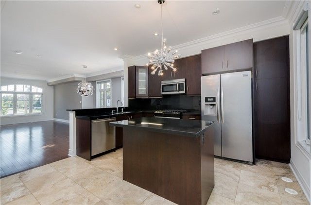 129 Powseland Cres, Vaughan, L4L0C5 | Image 3