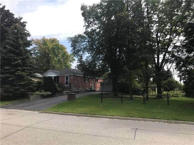 46 Hughson Dr, Markham, L3R 2T8 | Image 3