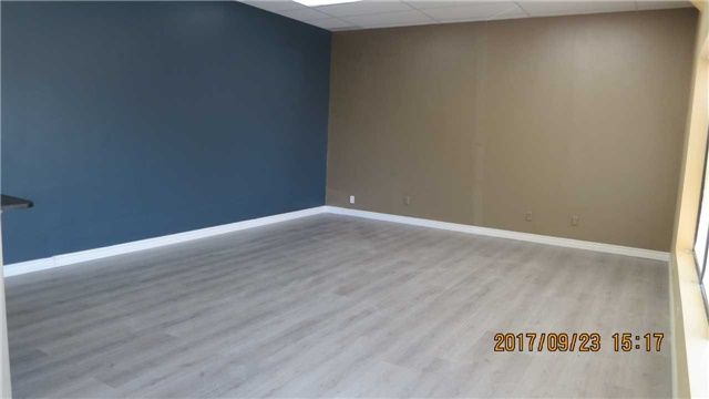 15 - 160 East Beaver Creek Rd, Richmond Hill, L4B3L4 | Image 2