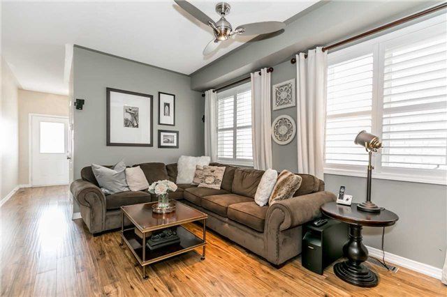 13 Richardson Cres, Bradford West Gwillimbury, L3Z0N4 | Image 3