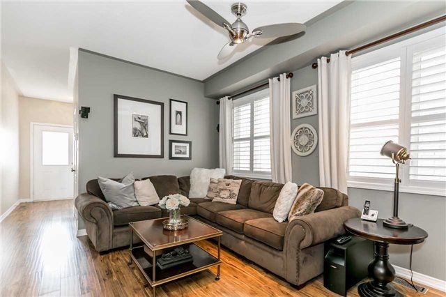 13 Richardson Cres, Bradford West Gwillimbury, L3Z0N4 | Image 3