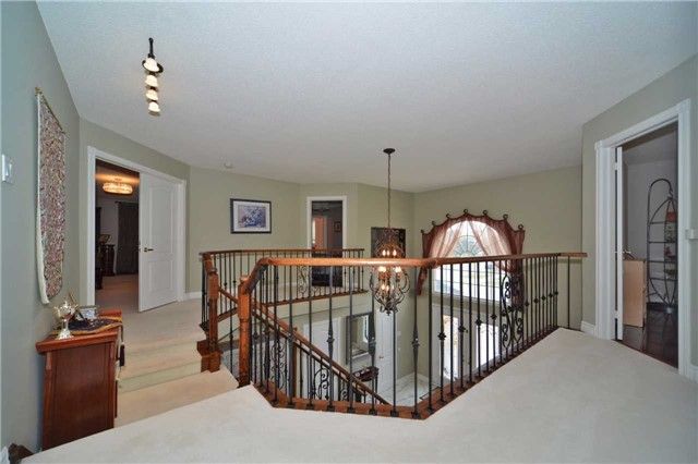 70 Strathearn Ave, Richmond Hill, L4B2J5 | Image 3