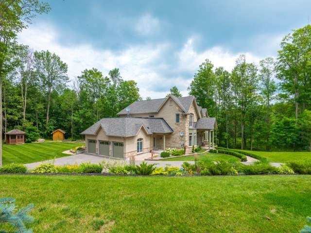 19 Glenhill Tr, Whitchurch-Stouffville, L4A1L9 | Image 2