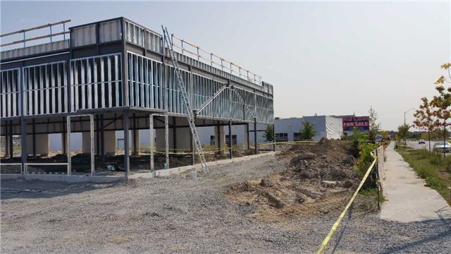 11 - 155 Mostar St, Whitchurch-Stouffville, L4A0Y2 | Image 3