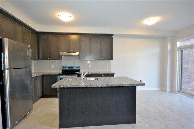 2081 Dale Rd, Innisfil, L9S0L4 | Image 3