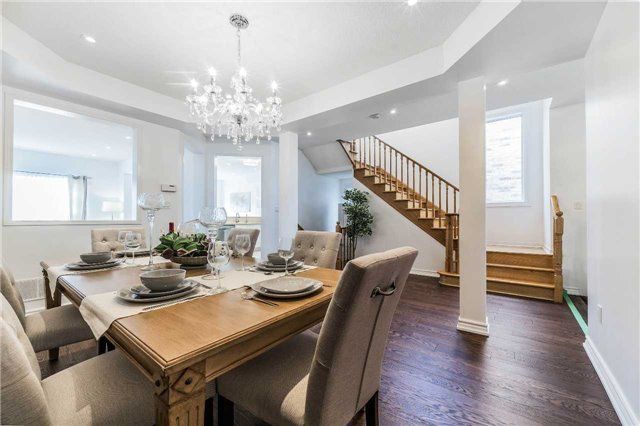 102 Antique Dr, Richmond Hill, L4E4G3 | Image 2