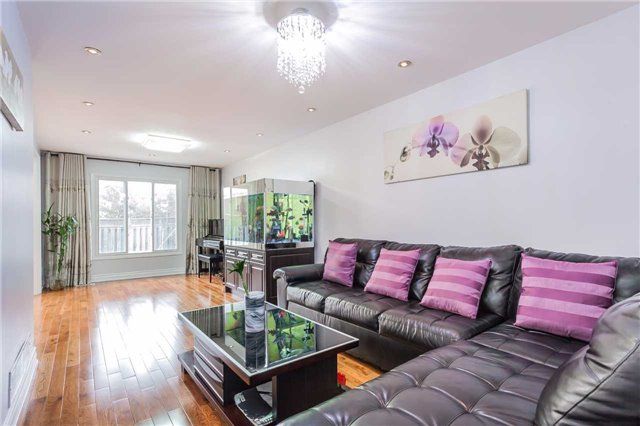 73 Ketchum Cres, Markham, L3S3G3 | Image 2