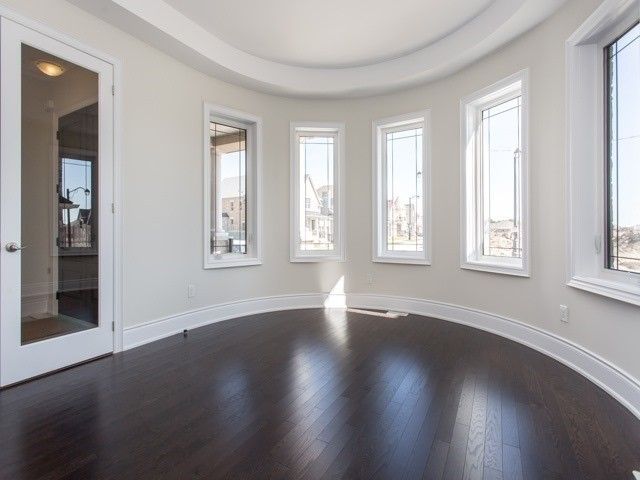 33 Straw Cutter Gate, Vaughan, L6A4Y5 | Image 2