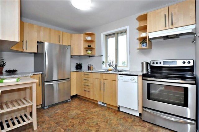 Unit A - 24 Gentry Cres, Richmond Hill, L4C2G9 | Image 3