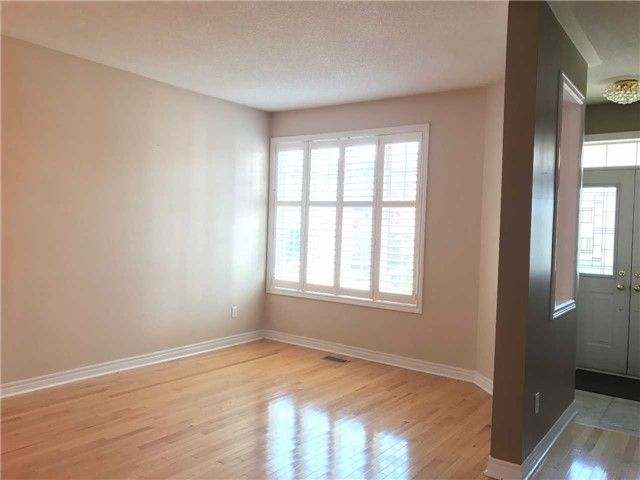 17 Ambercroft St, Markham, L6E1L4 | Image 2