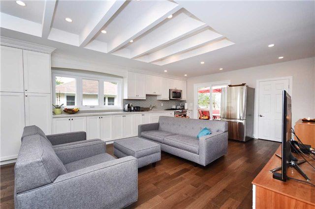 79 De La Salle Blvd, Georgina, L0E1L0 | Image 2