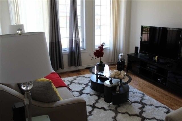 24 Hammersly Blvd, Markham, L6E0H6 | Image 2