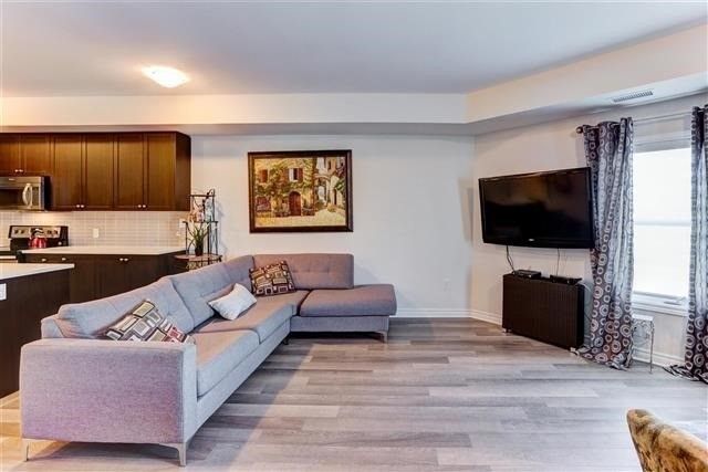 32 - 3905 Major Mackenzie Dr, Vaughan, L4L1A6 | Image 3