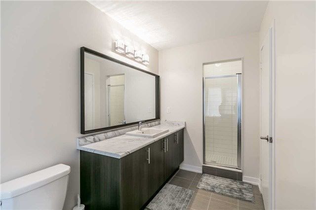 12 Sand Hill Mews, Vaughan, L6A4Y4 | Image 2