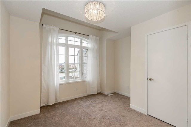 12 Sand Hill Mews, Vaughan, L6A4Y4 | Image 3