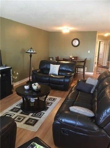 4 Smith St, Bradford West Gwillimbury, L3Z3C9 | Image 2