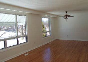 47 Aurora Heights Dr, Aurora, L4G2W6 | Image 2