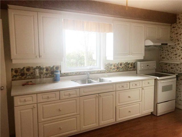 46 Hughson Dr, Markham, L3R 2T8 | Image 3