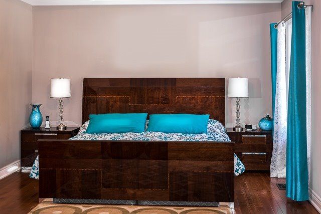 95 Vines Pl, Aurora, L4G 0R7 | Image 3