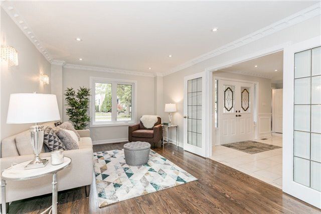 133 Arten Ave, Richmond Hill, L4C9Y3 | Image 3