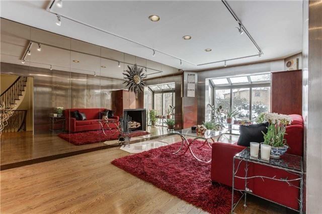 54 Aileen Rd, Markham, L3T5T1 | Image 2