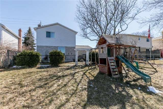 257 London Rd, Newmarket, L3Y6L3 | Image 3