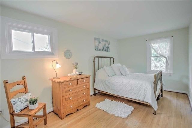 222 Richmond St, Richmond Hill, L4C3Y8 | Image 3