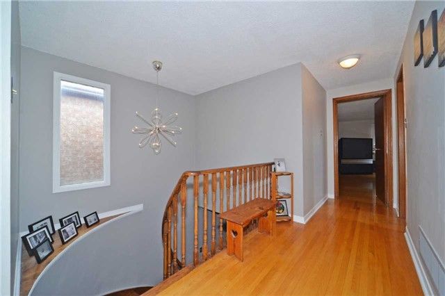 3 Muzzo Crt, Vaughan, L4L3K2 | Image 2