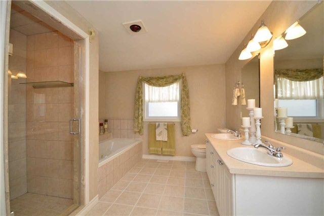 39 Milne Lane, East Gwillimbury, L0G1R0 | Image 2