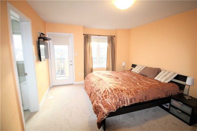 104 Grand Trunk Ave, Vaughan, L6A0Y3 | Image 3