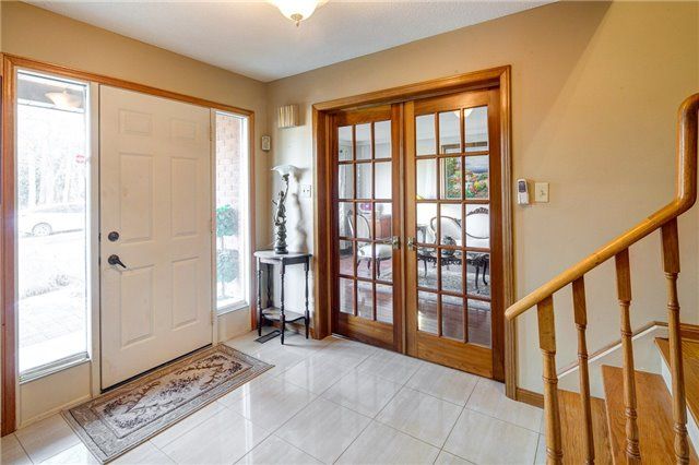 36 Cynthia Cres, Richmond Hill, L4E2R1 | Image 3