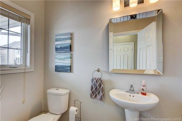 39 Retreat Blvd, Vaughan, L4H0C1 | Image 3