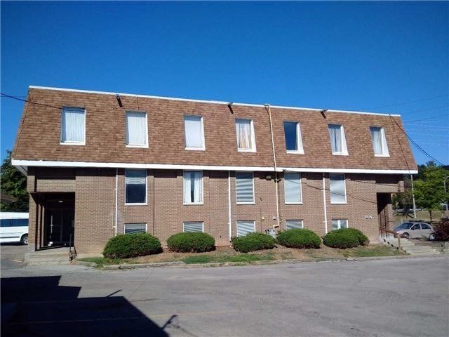 201 - 5871 Highway 7 Rd E, Markham, L3P1A3 | Image 2