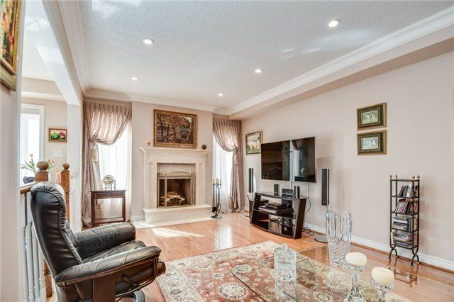 47 Edenbridge Dr, Vaughan, L4J7V1 | Image 2