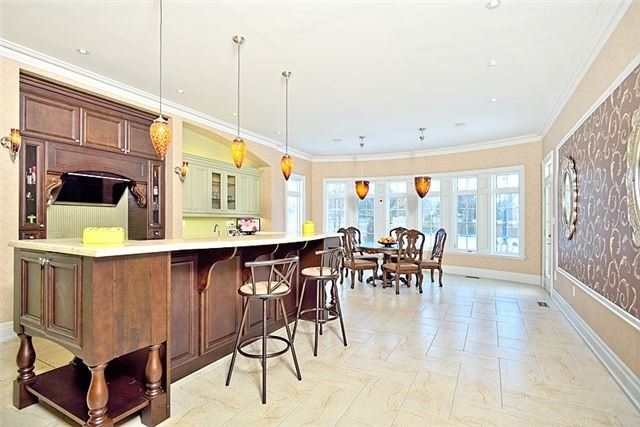 80 Callaway Crt, Vaughan, L4J8K9 | Image 2