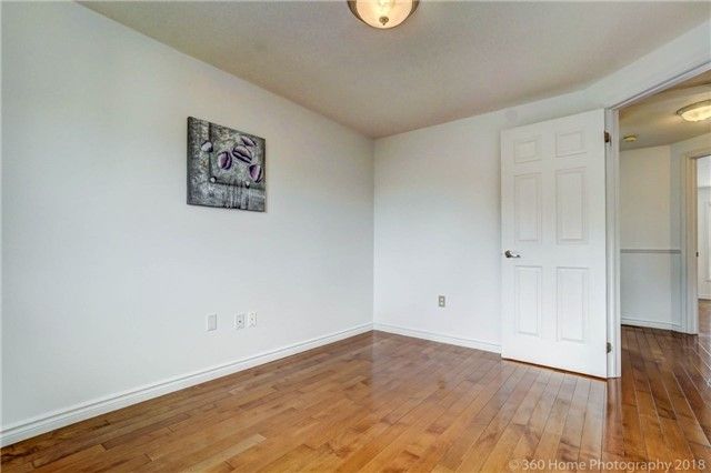 95 Miley Dr, Markham, L3R4V2 | Image 3