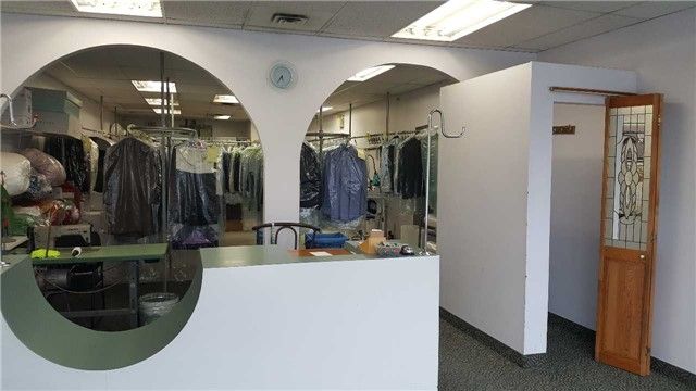 4 - 2 Corby Rd, Markham, L3R8A9 | Image 2