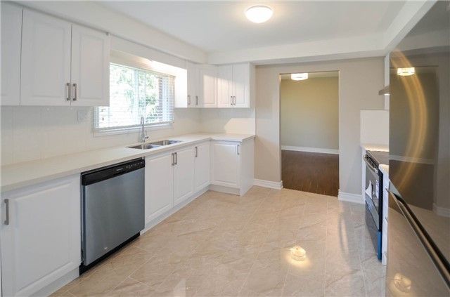 442 Sunset Beach Rd, Richmond Hill, L4E3J2 | Image 3