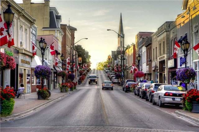 235 Main St S, Newmarket, L3Y3Z4 | Image 2