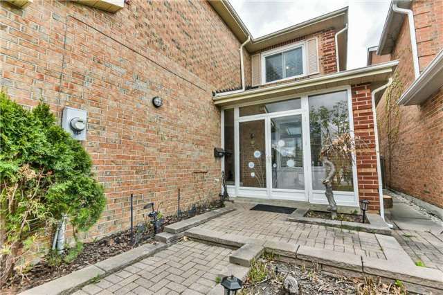 23 Heatherton Way, Vaughan, L4J3E6 | Image 2