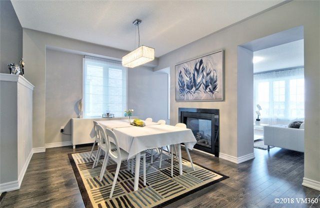 137 Brookview Dr, Bradford West Gwillimbury, L3Z0S6 | Image 2