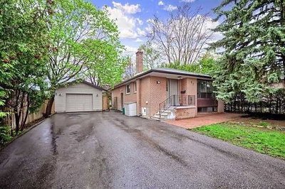 Detached House sold at 67 Foreht Crescent, Aurora, Ontario, L4G3E9 - Aurora Heights - MLS: N4130533