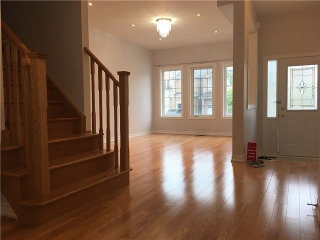 24 Hammersly Blvd, Markham, L6E0H6 | Image 3