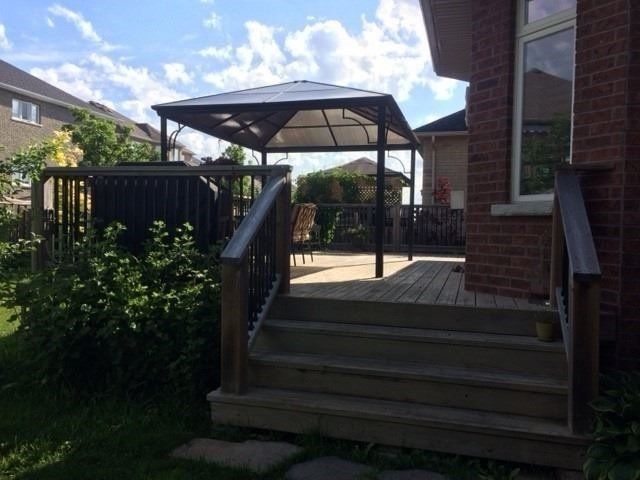 80 Gardiner Dr, Bradford West Gwillimbury, L3Z3E9 | Image 2