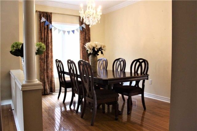59 Palisade Cres, Richmond Hill, L4S2H9 | Image 3
